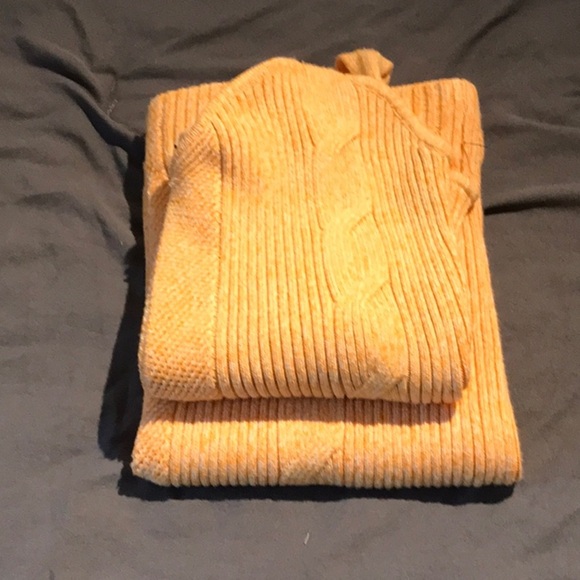 EXPRESS 2 pc skirt set - Picture 10 of 10